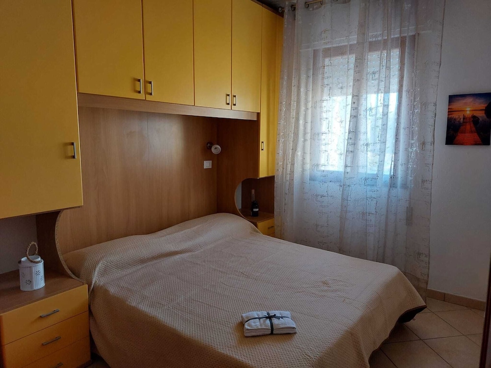 Accommodation With Terrace and Parking