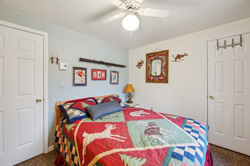 Top Ridge 49p - Family-friendly End Unit 3 Bedroom Townhouse by The Summit at Gore Mountain