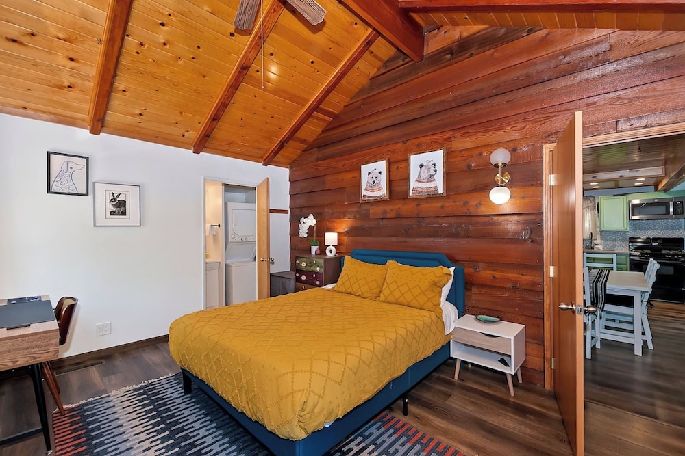 Alpine A-frame Tranquil Retreat in Big Bear Lake!