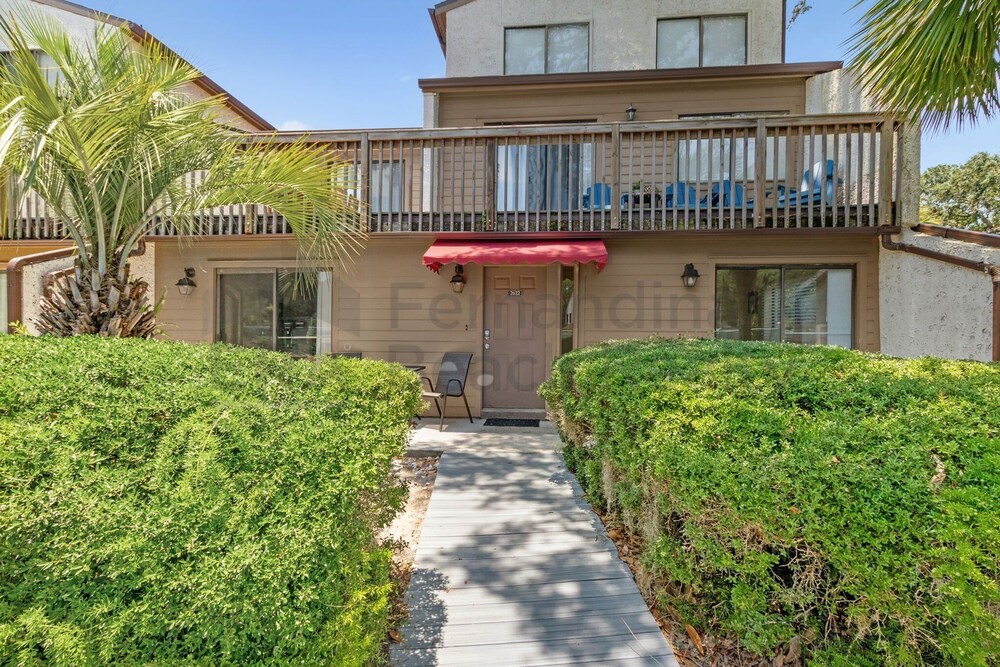 2622 Forest Ridge #c2 3 Bedroom Condo