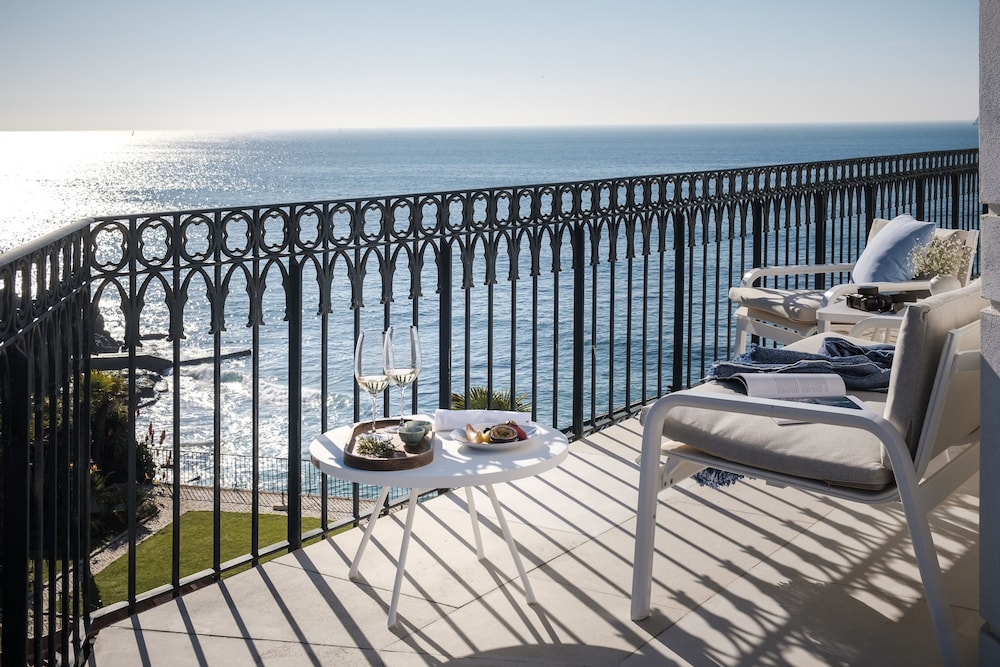 Seaview Castle by Cadenzalux