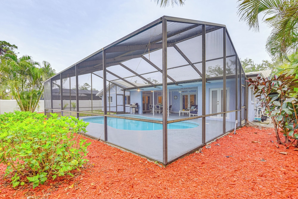3 Mi to Beach: Spacious Sarasota Home w/ Game Room
