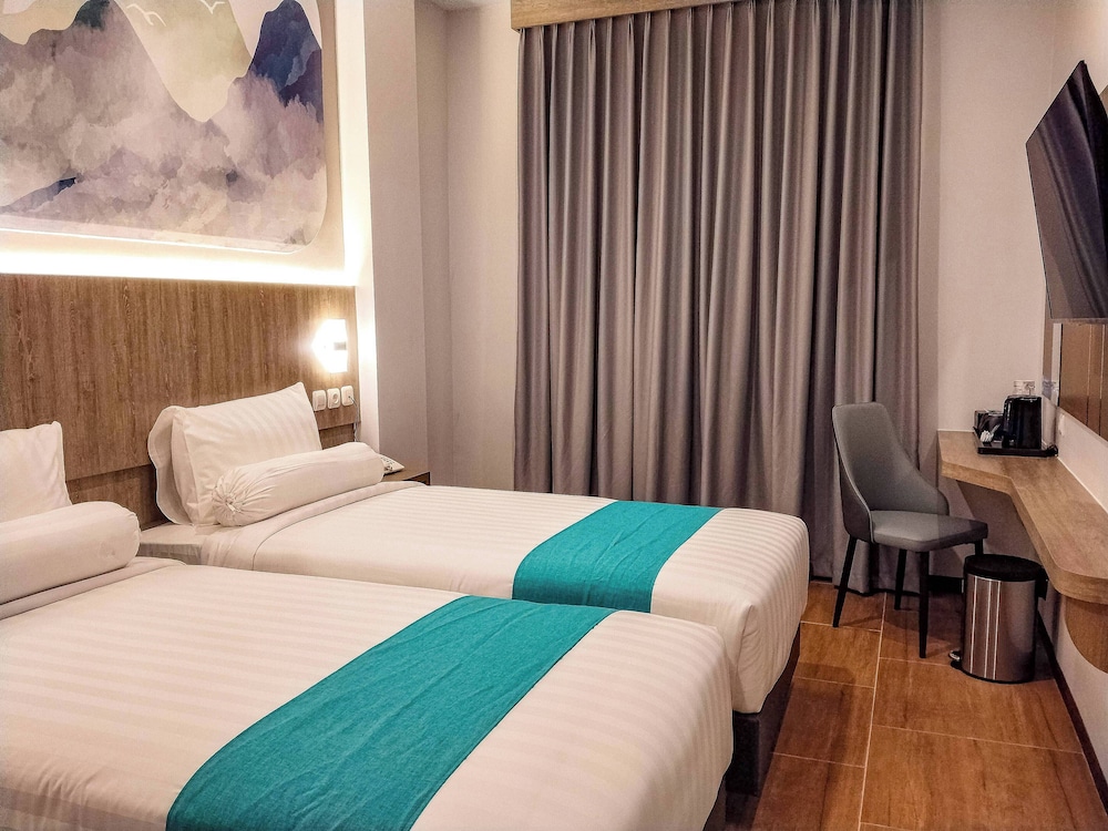 Front One Luxe Hotel Solo