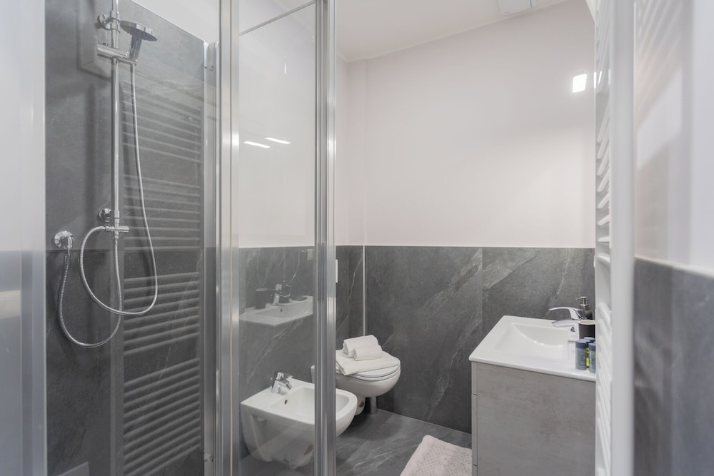 Sant'Agostino Apartments by Rent all Como