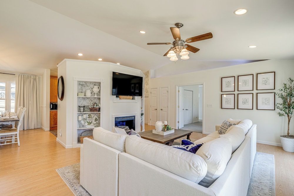 Fish, Boat & Hike: Lakefront Home w/ Game Room!