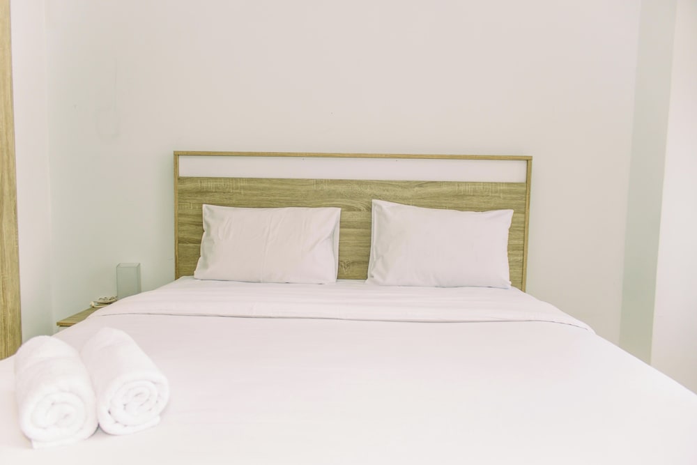 Comfort and Tidy Studio Apartment Springwood Residence Tangerang