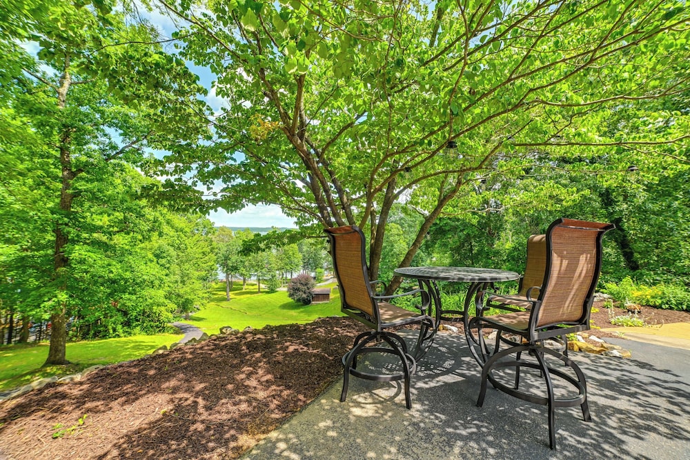Kentucky Lake Retreat: A Memory-making Getaway