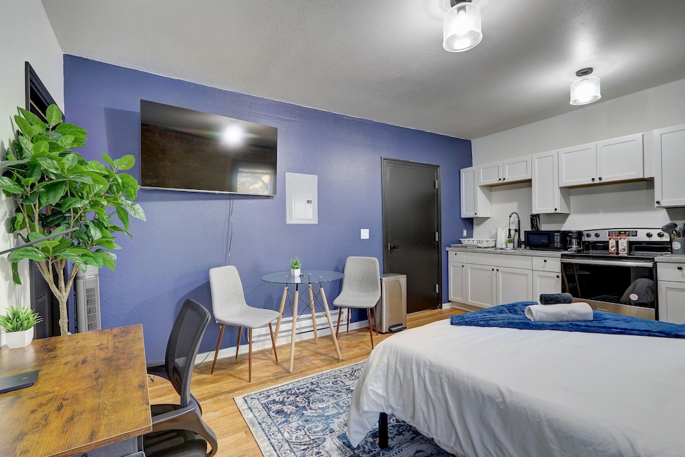 ROVE LIVING/KB - Prospect