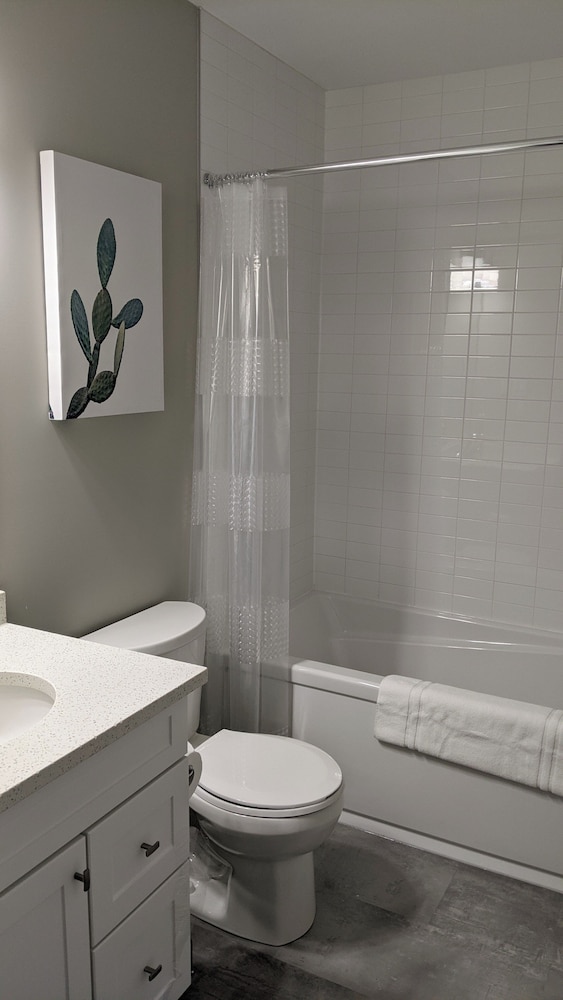 Boardwalk Homes - Executive Townhomes