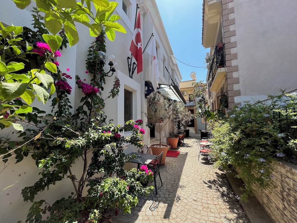 Bay Nihat Lale Otel - Image 33