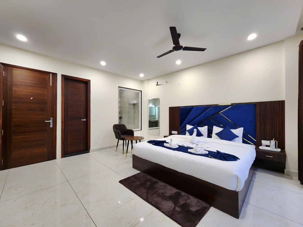 Raina's BnB