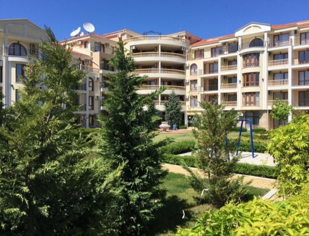 Maisonettes in Royal Bay Residence&SPA 2