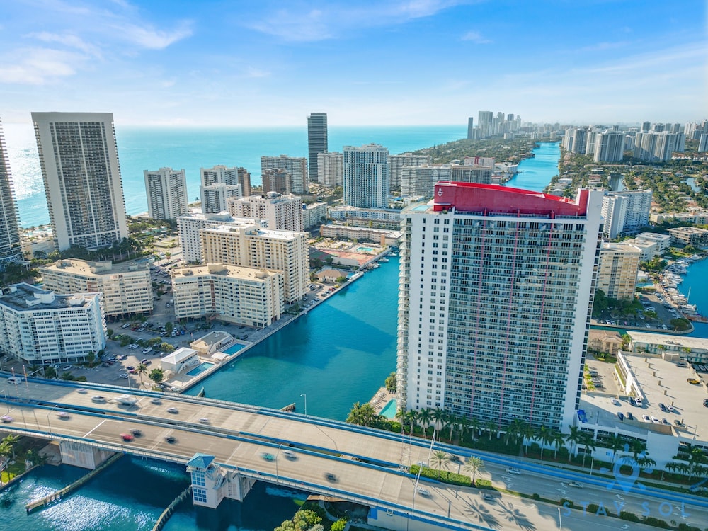 Spectacular Apt Retreat Balcony Resort Amenities