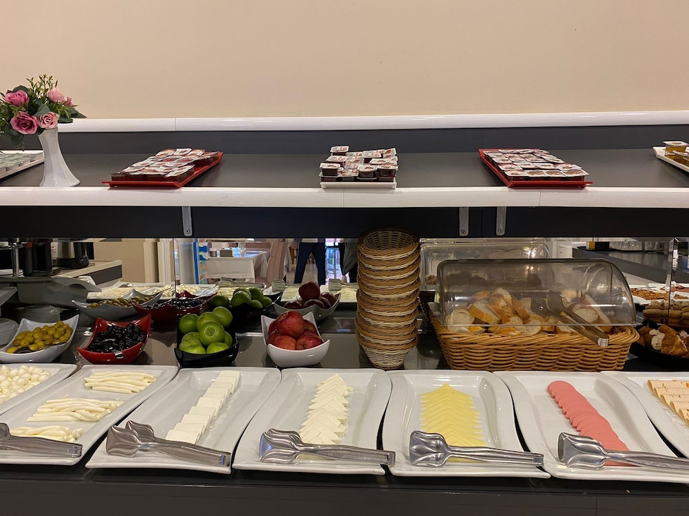 Magnaura House Otel - Image 33