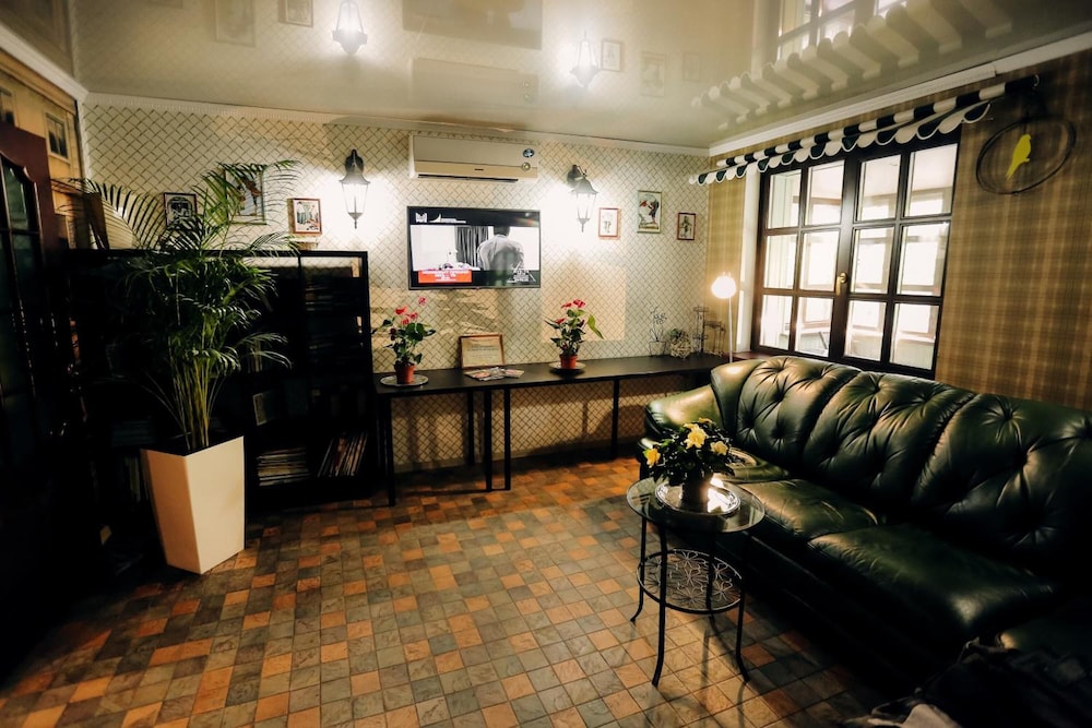 Hostel Green City