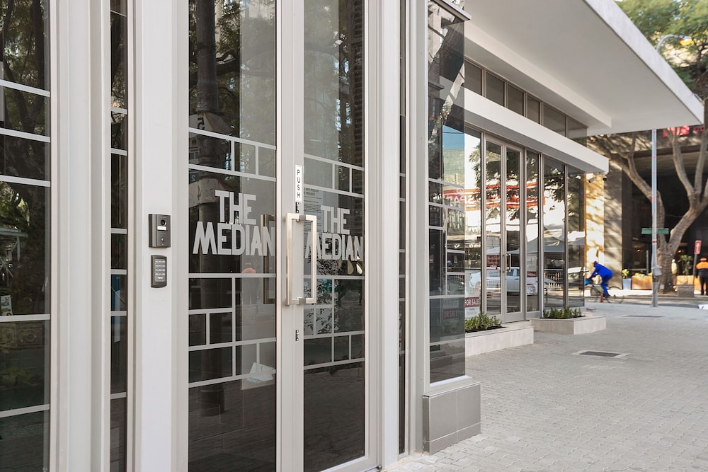 The Median Apartments