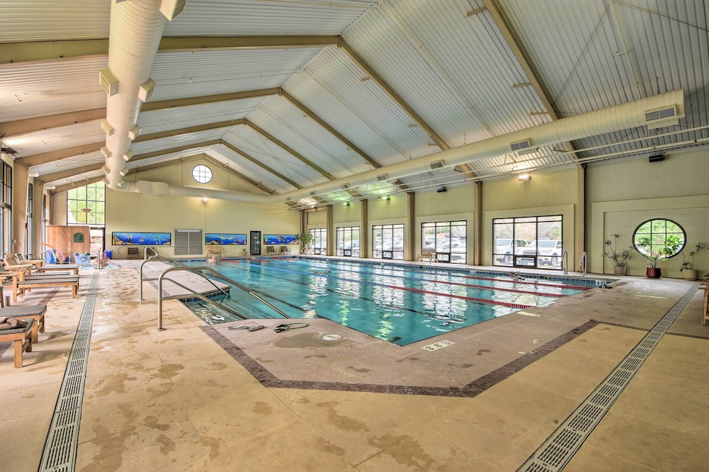 Lake & Golf Course Views: Big Canoe Home w/ Deck!