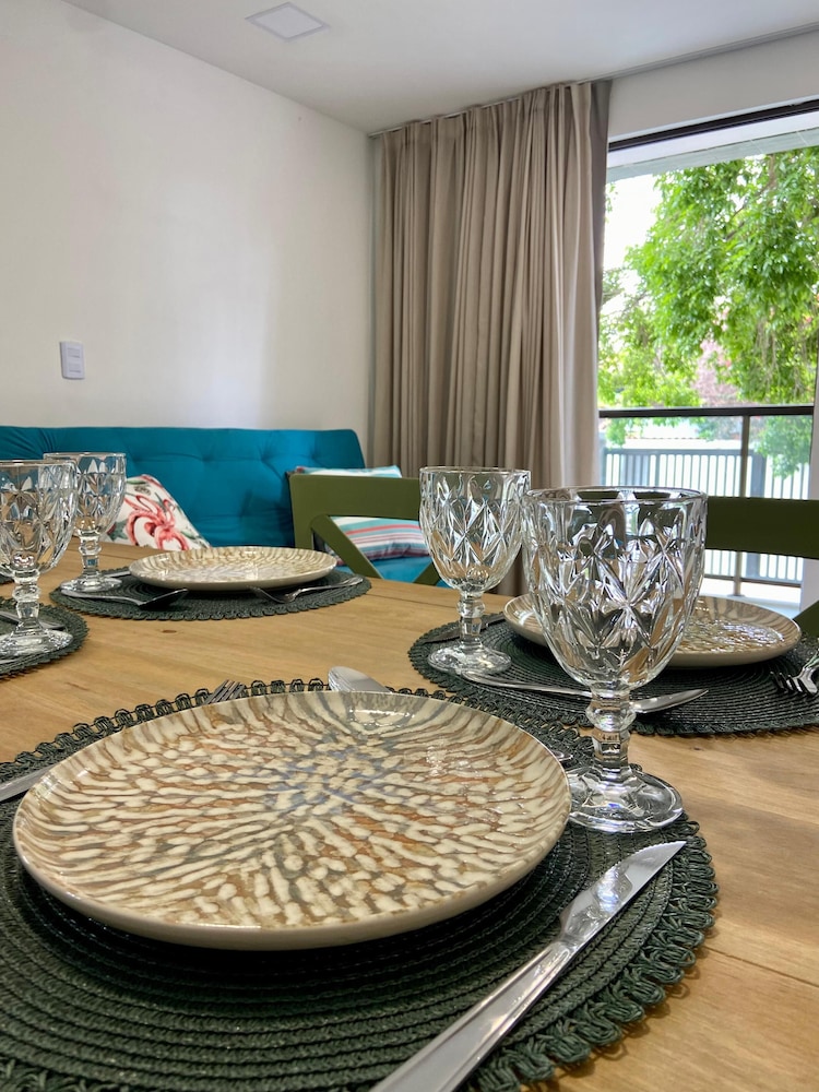 Flat a 120 metros das Piscinas Naturais