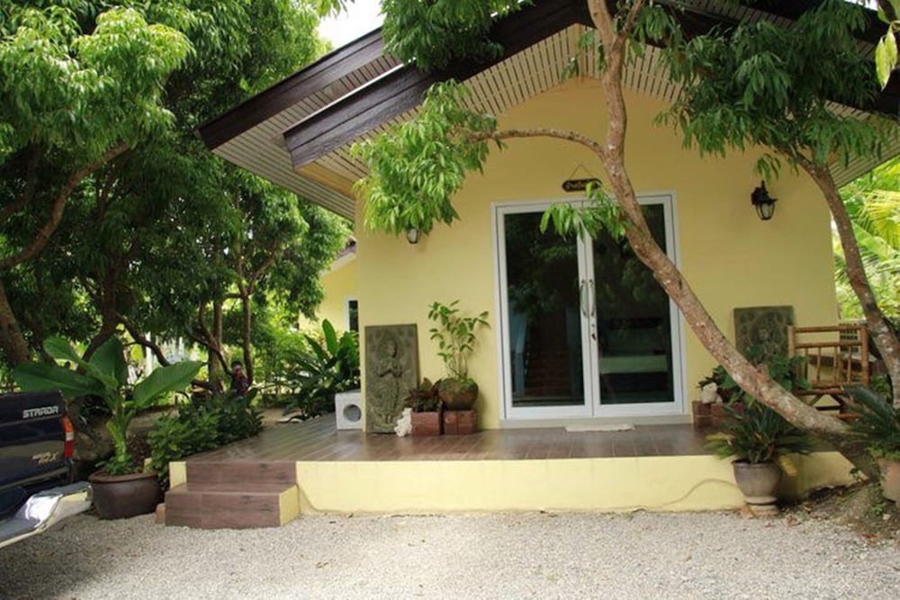 Hotel Baan Suan Phidchamika - Image 1