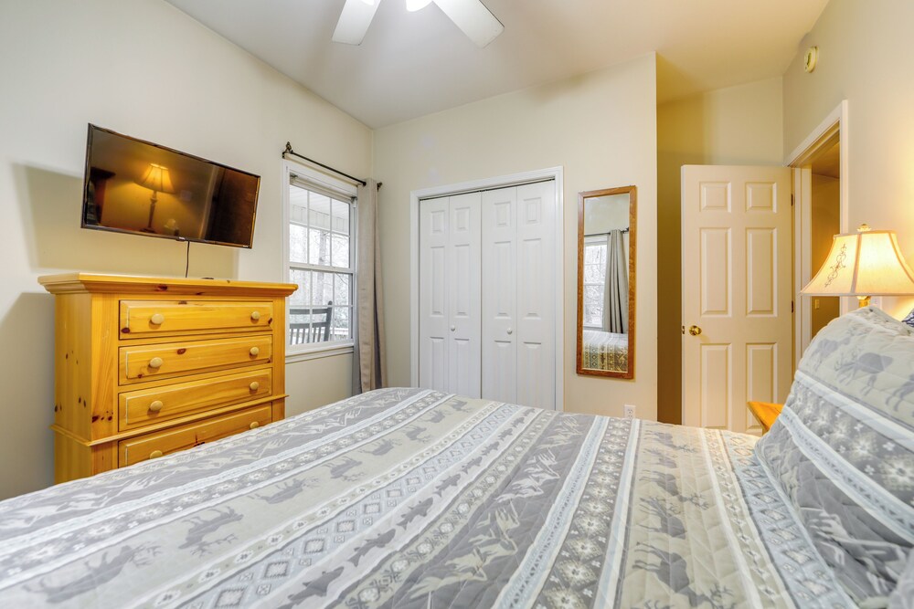Play & Unwind! Home w/ Hot Tub in Maggie Valley