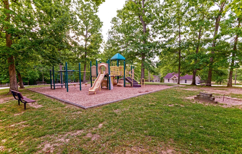 Carter Caves State Resort Park
