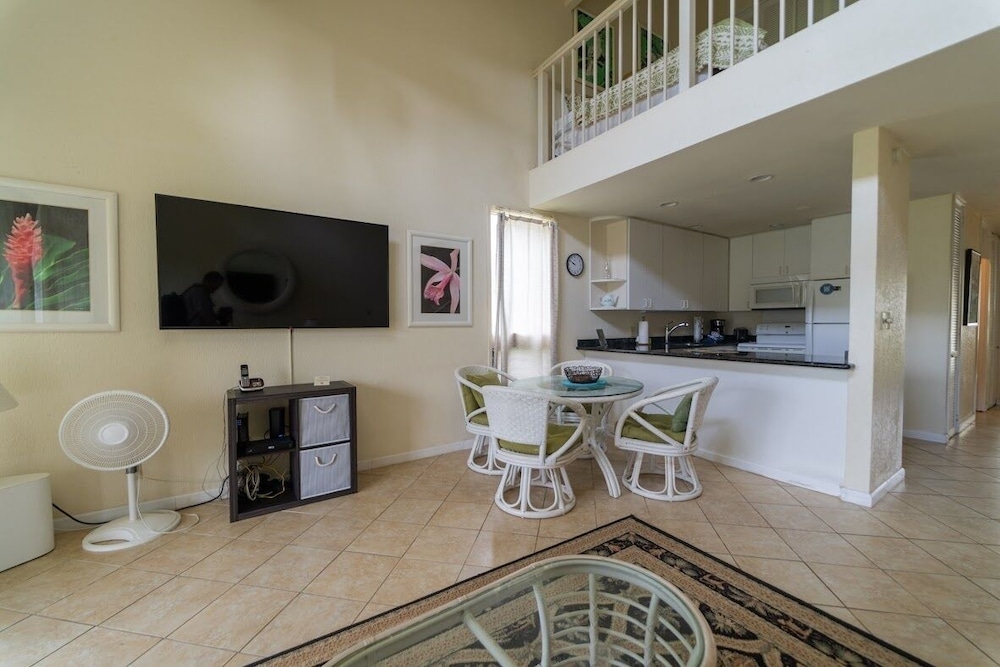 Turtle Bay Bird Of Paradise**ta-052128819201 2 Bedroom Condo by RedAwning