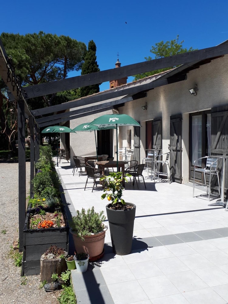 Friendly Auberge - Hostel