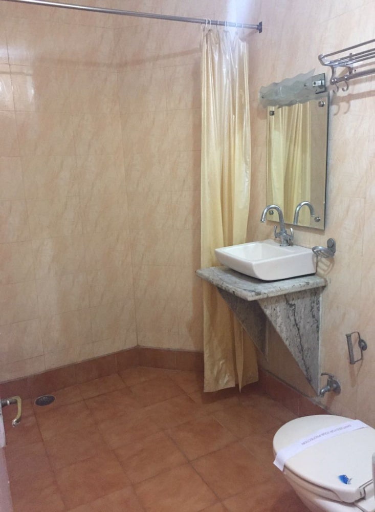 ADB Rooms Hotel India International Dx