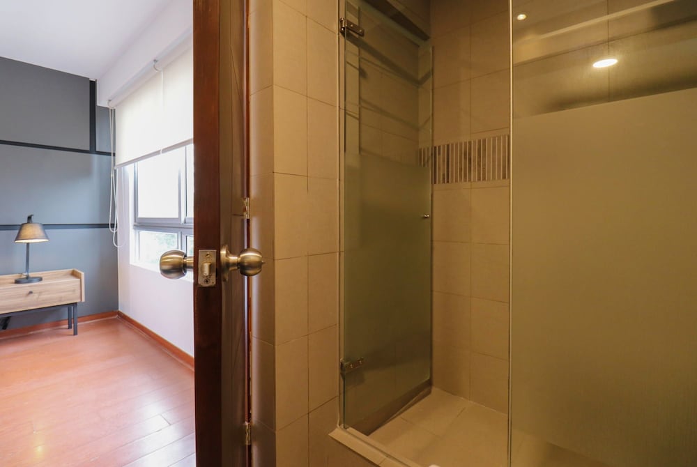 w Elegant 2BR w Fantastic View in Miraflores