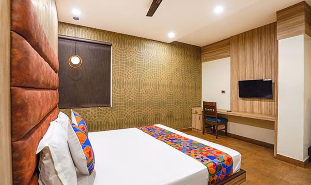 FabHotel Prime Tushar Elegant