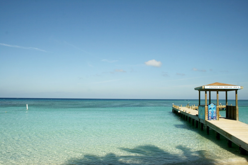 Infinity Bay Spa & Beach Resort - Photo 50