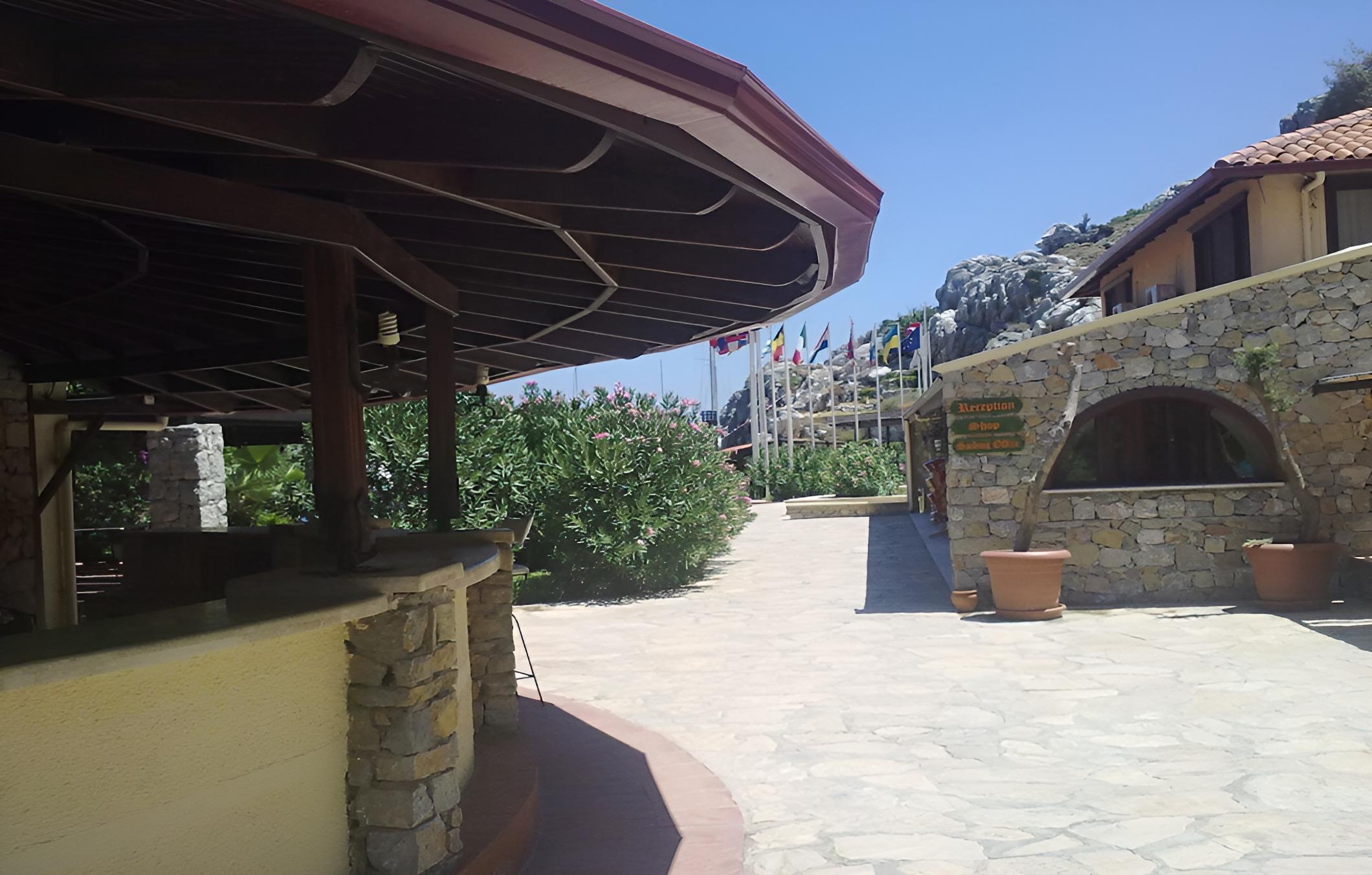 Photo 6
