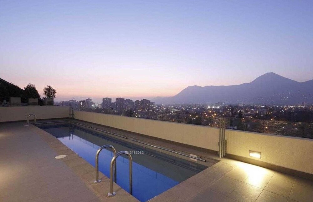 Majestic Studio - w Mountain View Pool Gym