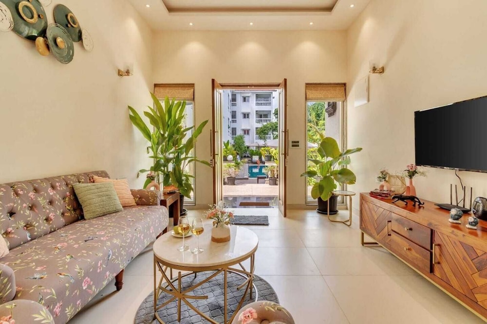 AquaVista Assagao Residency