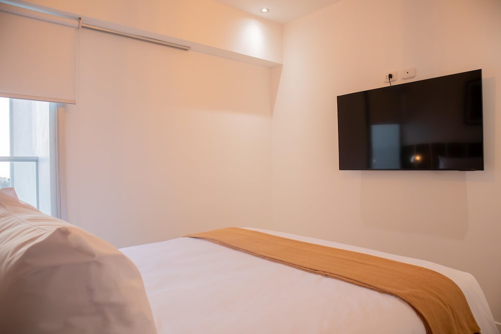 w Minimalist 2BR w Balcony in Barranco