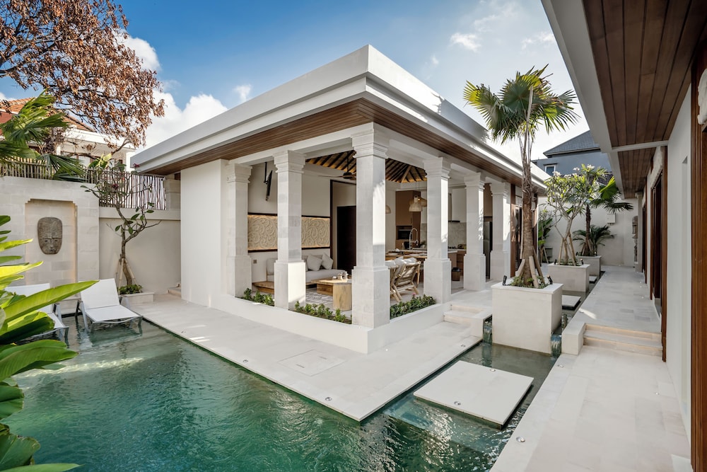 Villa Advaya