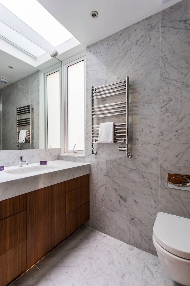 Hans Place II by Onefinestay