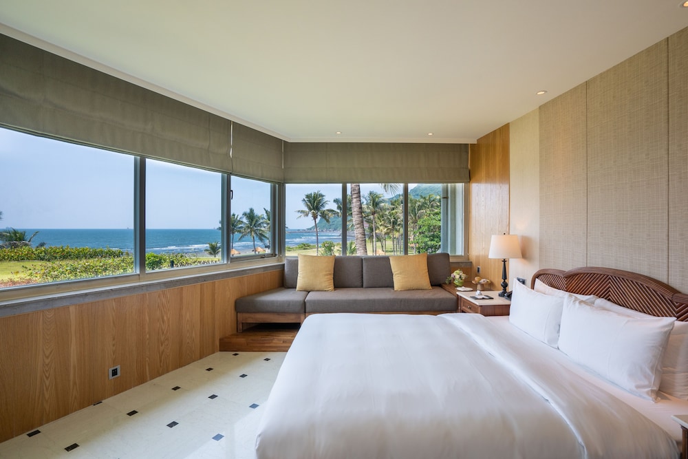 Sizihwan Sunset Beach Resort