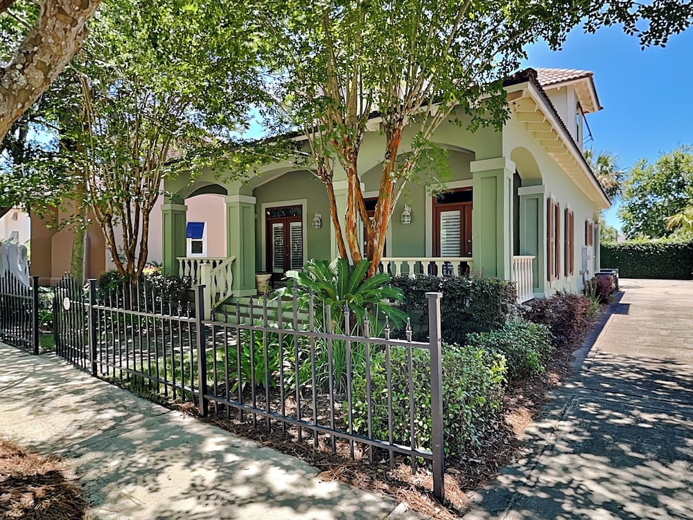 Caribe by the Sea by Southern Vacation Rentals view 3