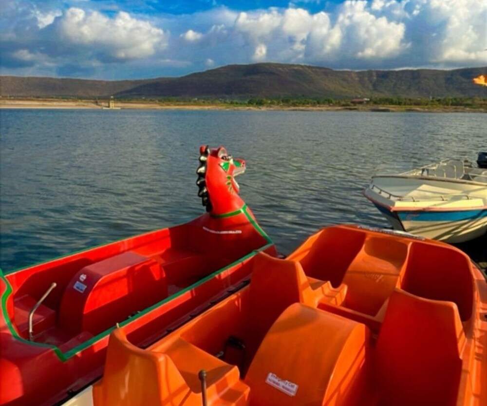 Sizzle Bay Resort