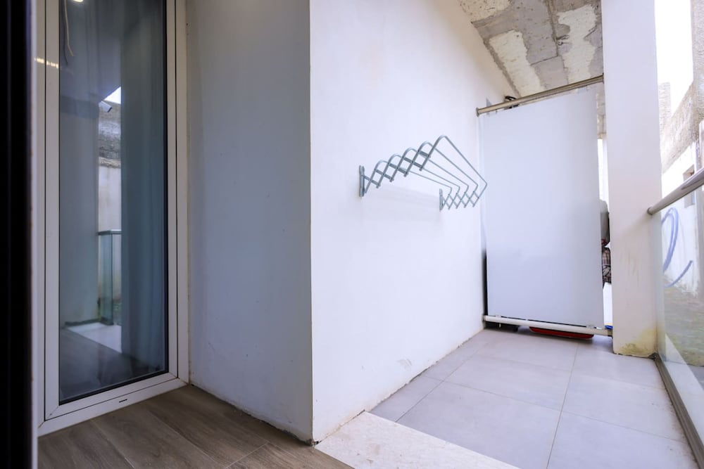 Beach Apartment 01 in Durr s