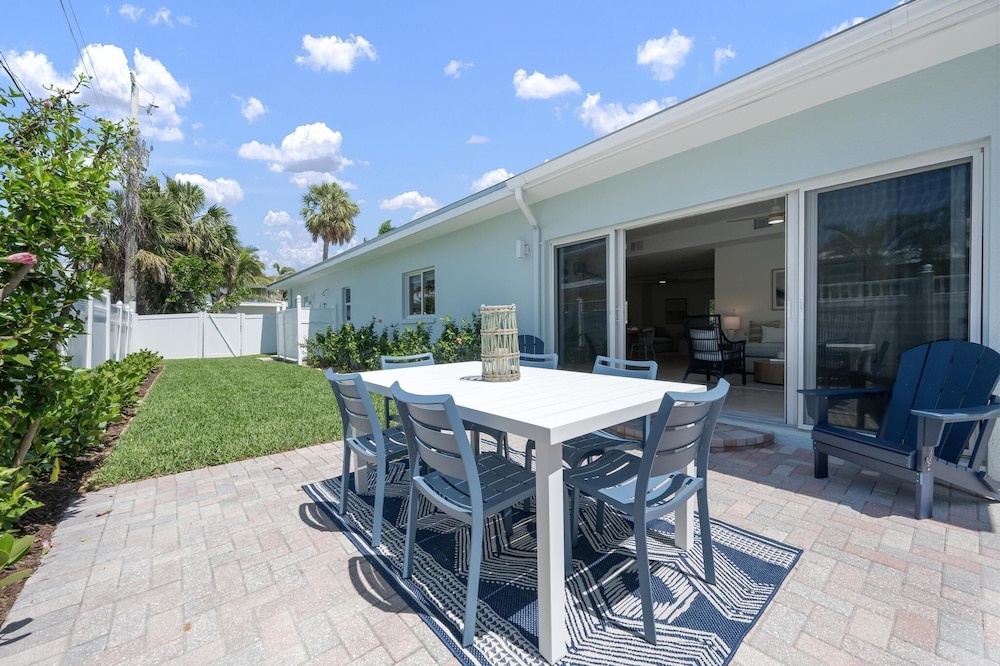 Latitude Adjustment Ami 3 Bedroom Home
