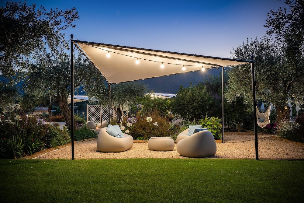 Locanda Della Meridiana - Alloro view 3