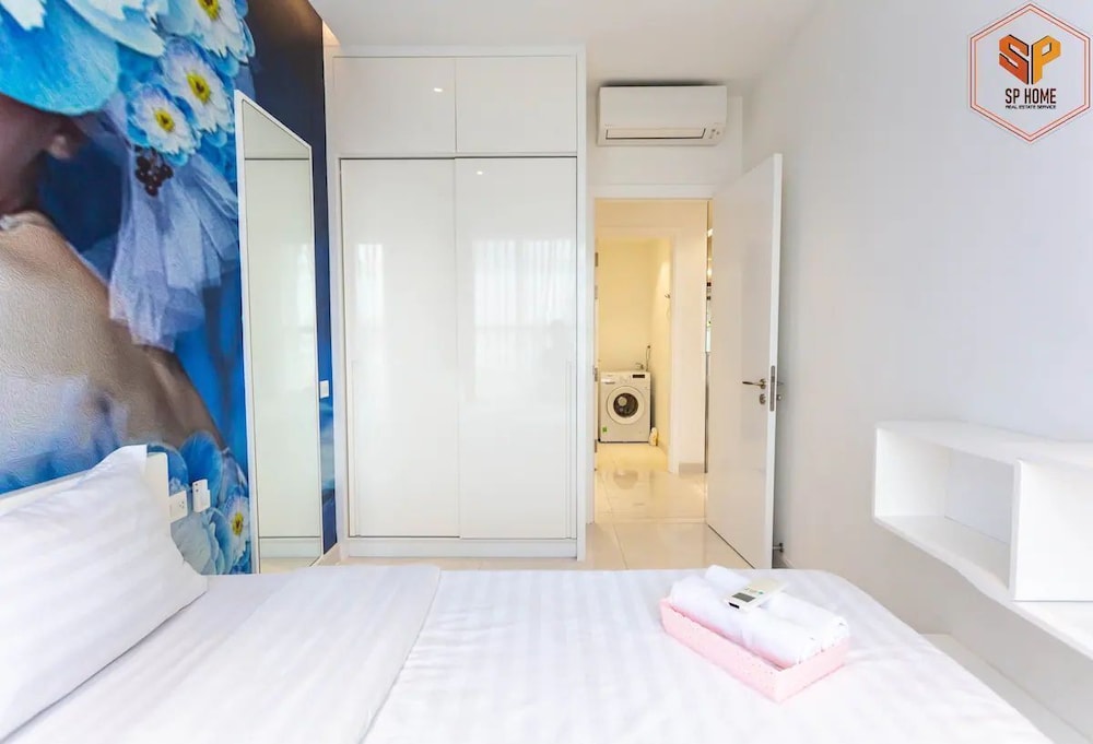Sunrise City View Apartment