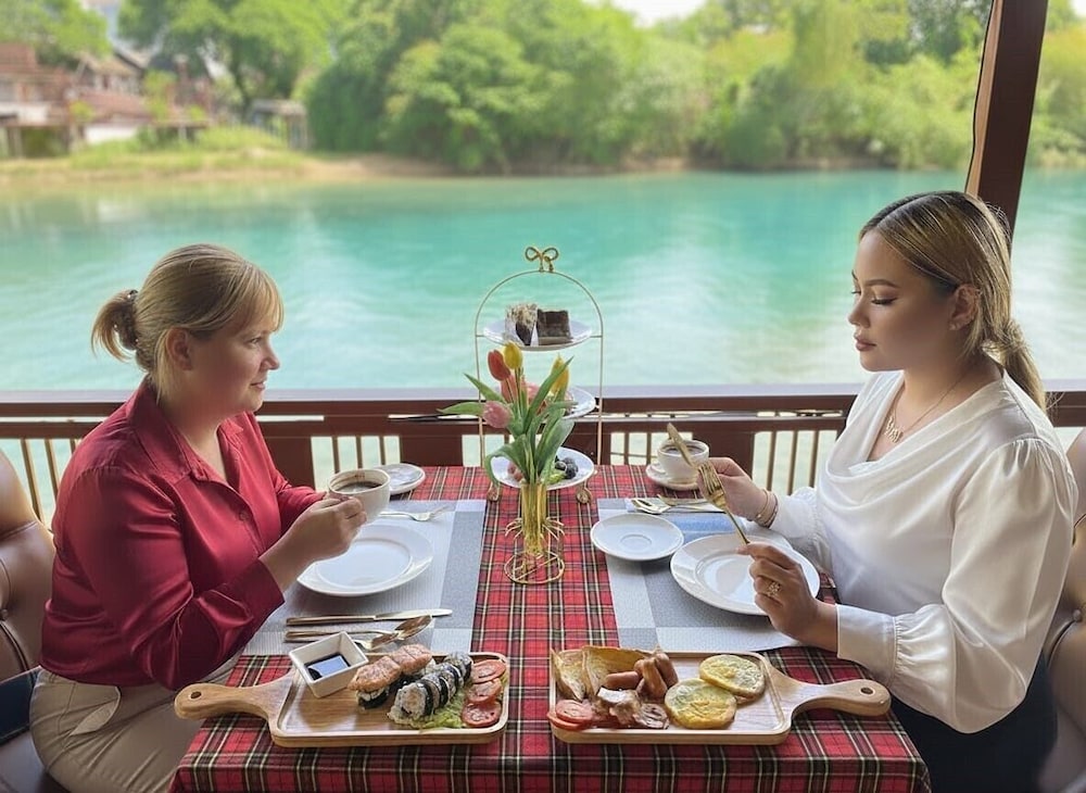 Intimate Riverside Resort