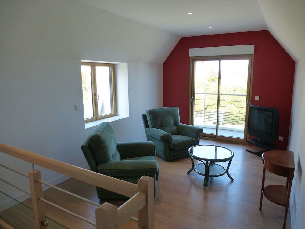 Cottage in Plougasnou Near Stunning Beaches view 5