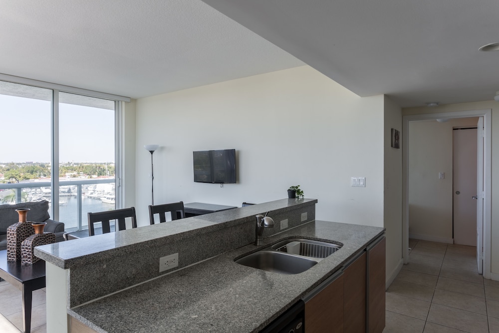 Oaks on the River Boutique Residences