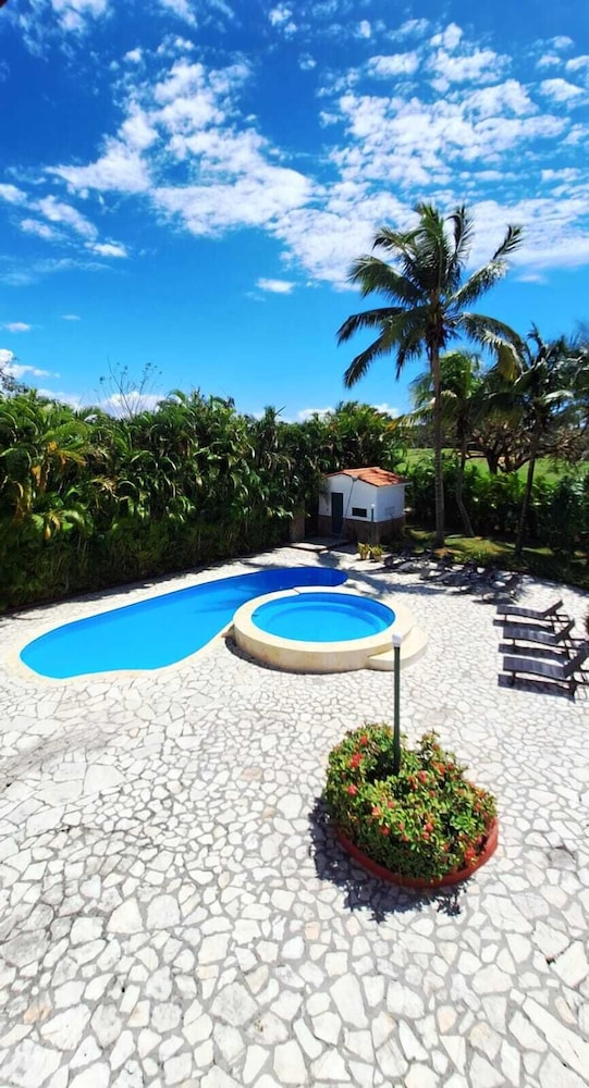 9th Hole Villa