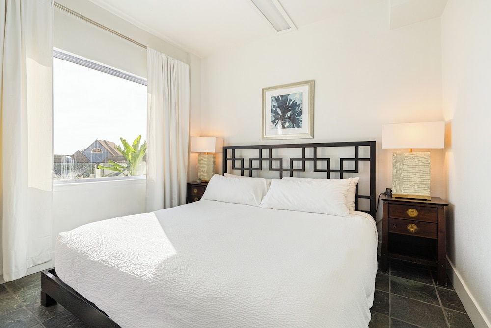 The Cayucan Bungalows by AvantStay Pet-Friendly Getaway Steps from Cayucos State Beach