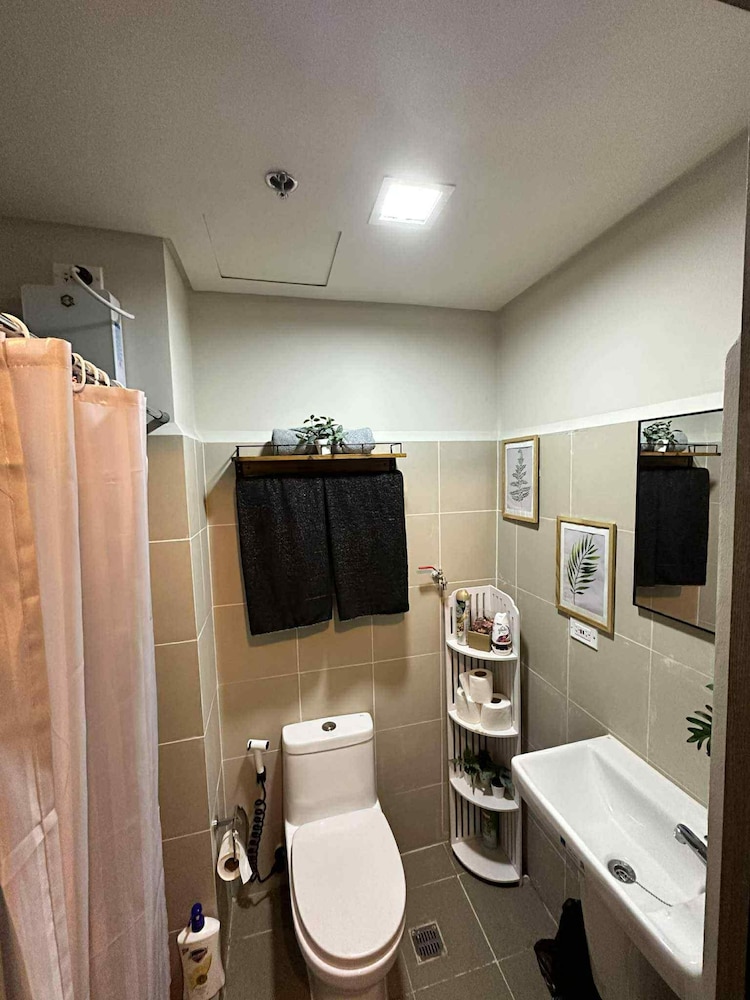 Modern Comfort in Pasay with Pool